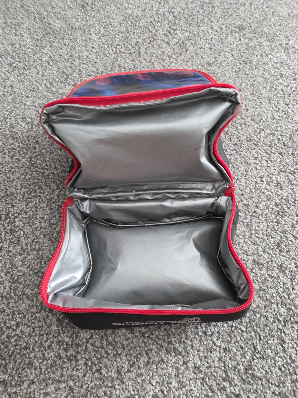 Spider-Man Red and Black Kids Lunch Bag - Picture 4 of 5